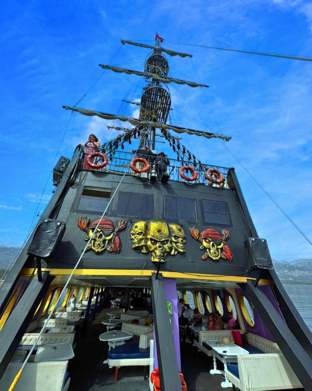 Gonster Boat Tour