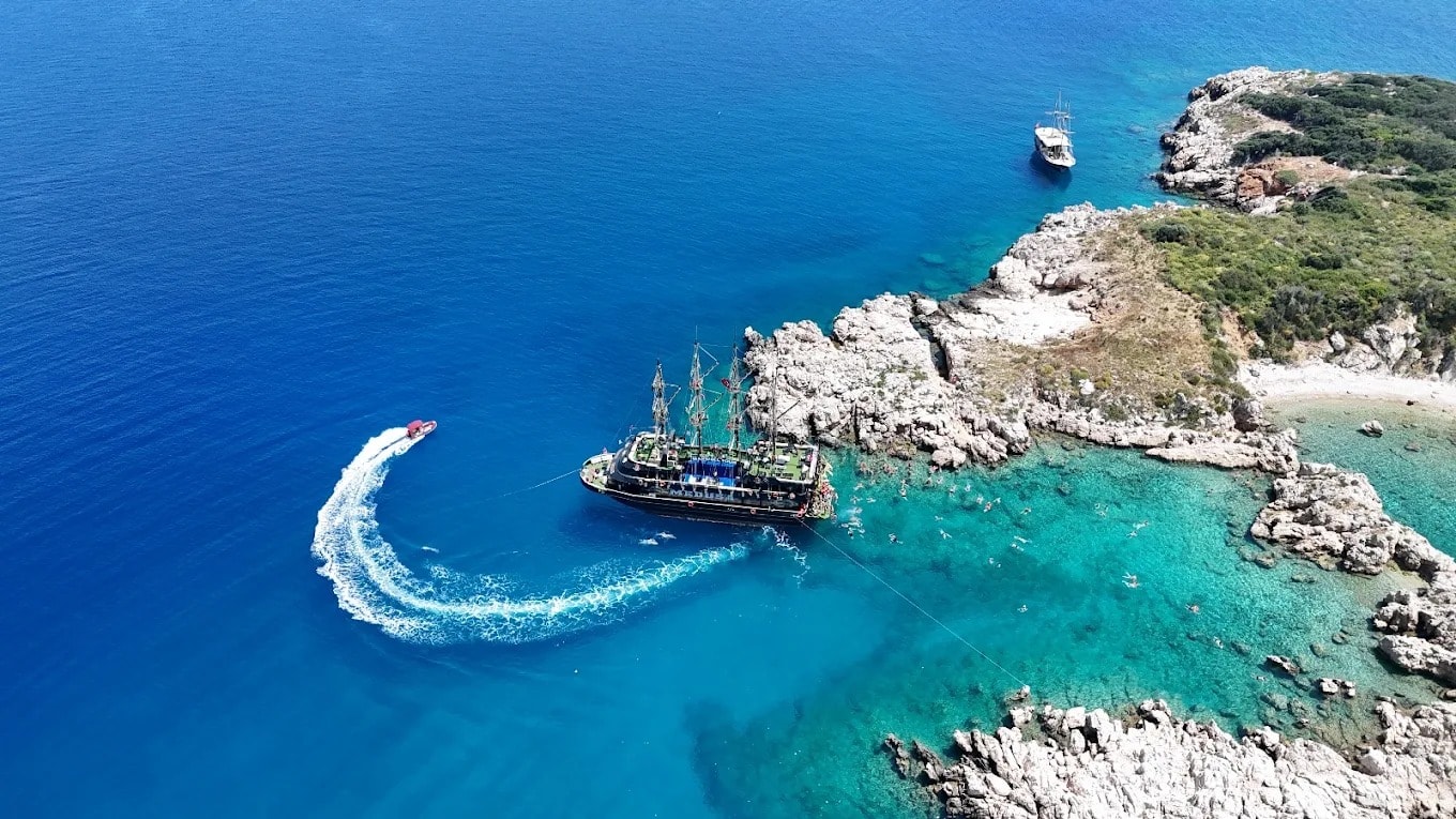 Kemer Korsan Tekne Turu