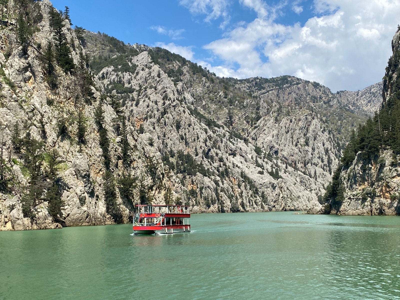 Green Canyon Boat Tour